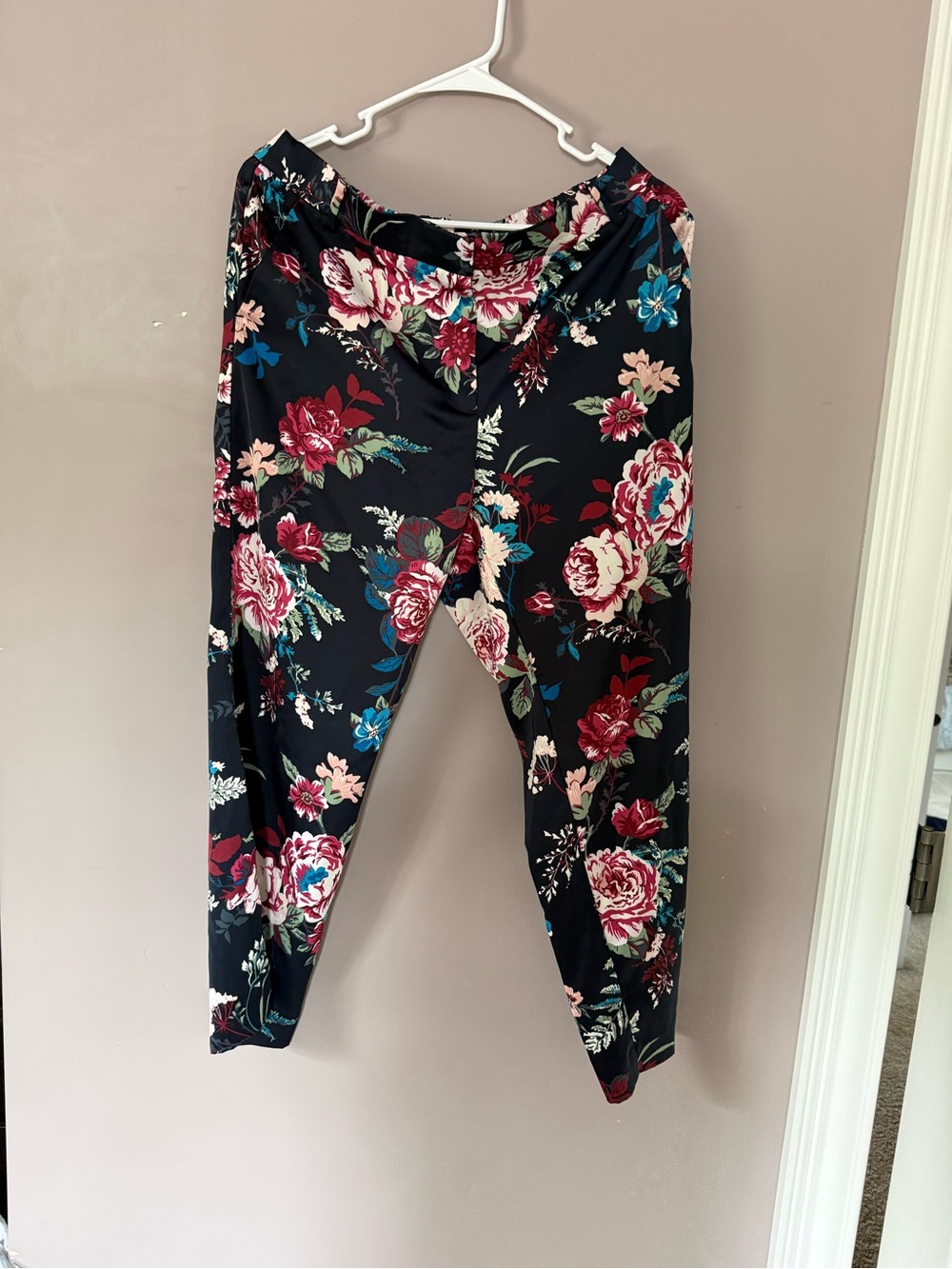 LOFT Black Floral Print Girls Leggings with Pink & Blue Flowers